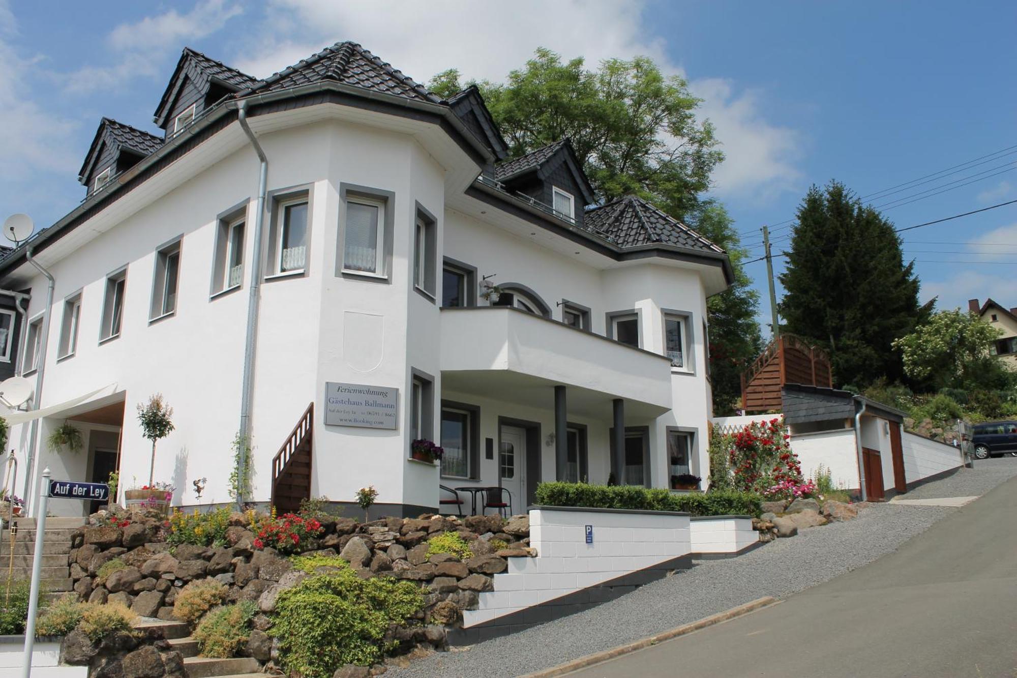 Gaestehaus Ballmann Rockeskyll Exteriör bild