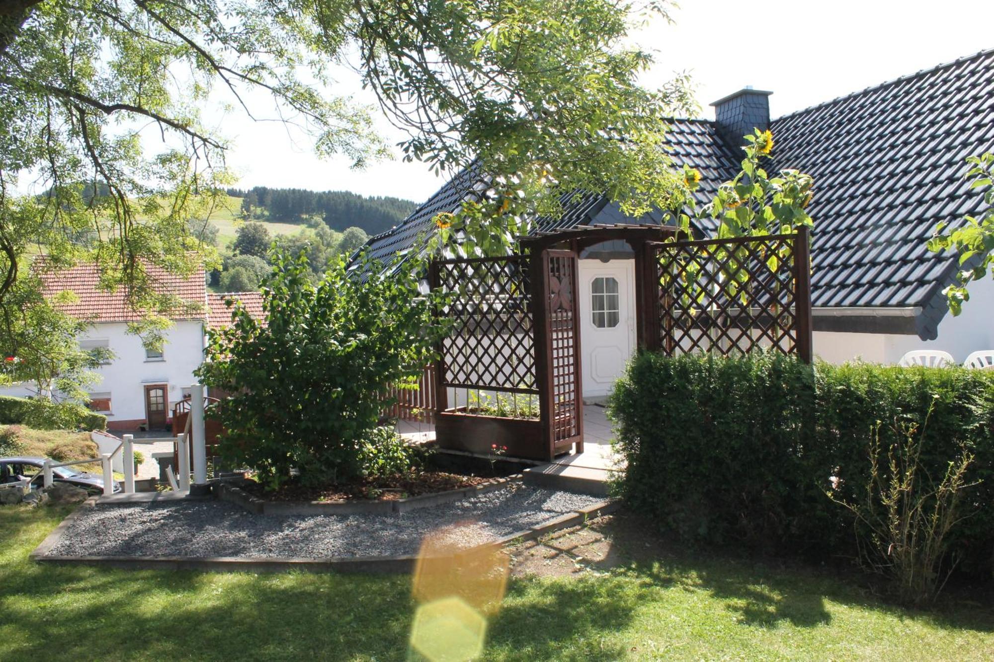 Gaestehaus Ballmann Rockeskyll Exteriör bild