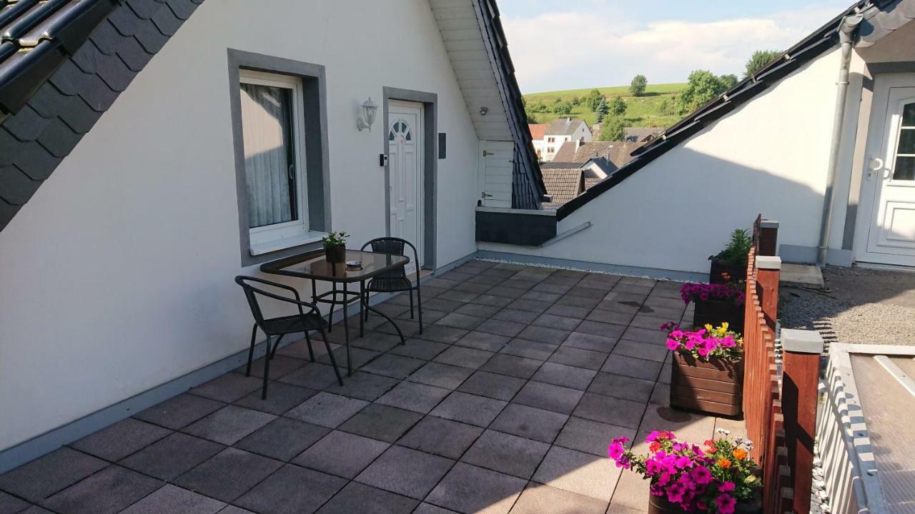 Gaestehaus Ballmann Rockeskyll Exteriör bild